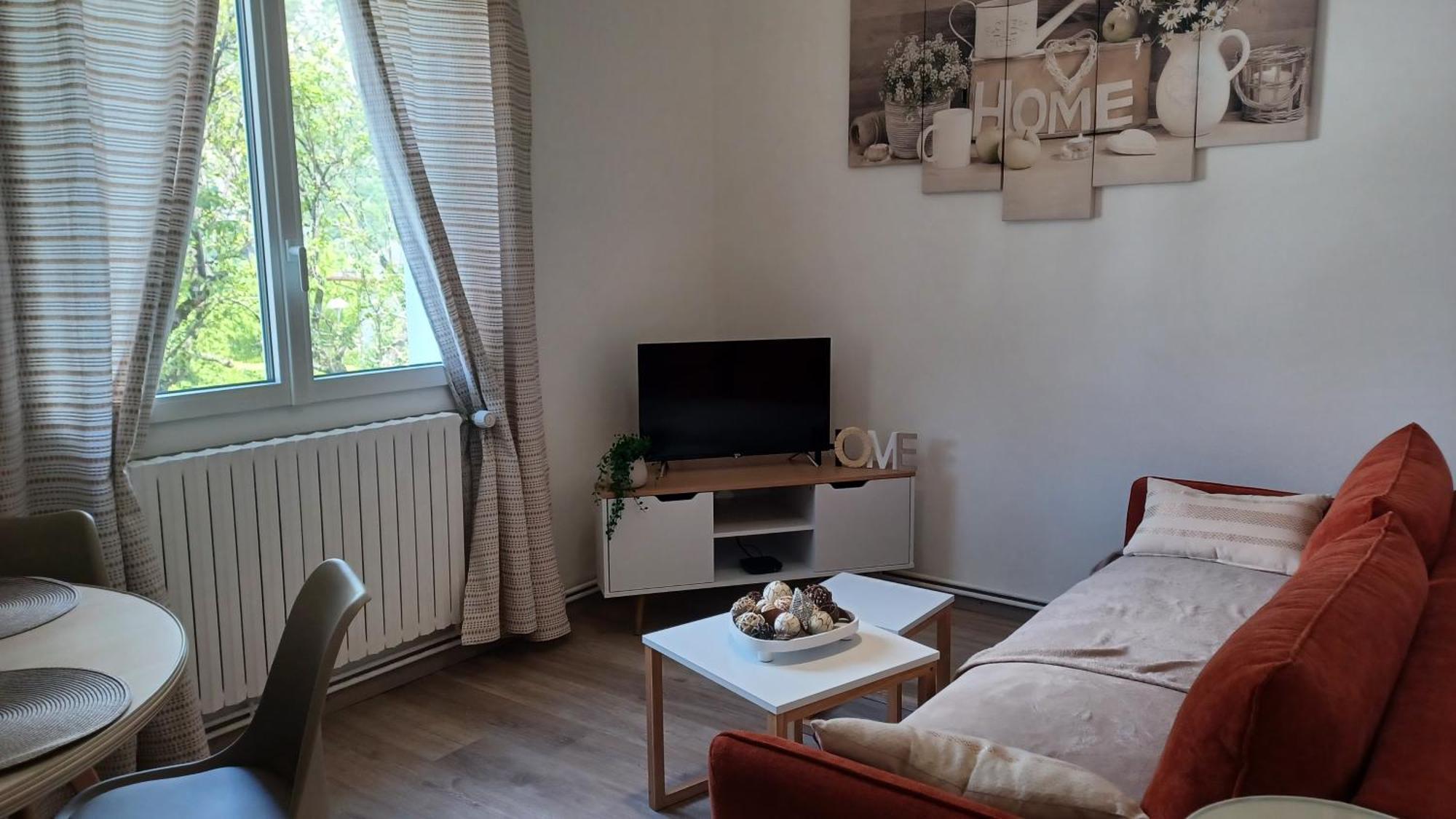 Villargondran, Les Magnifiques Cols De Maurienne Garage Motos, Velos Kamer foto